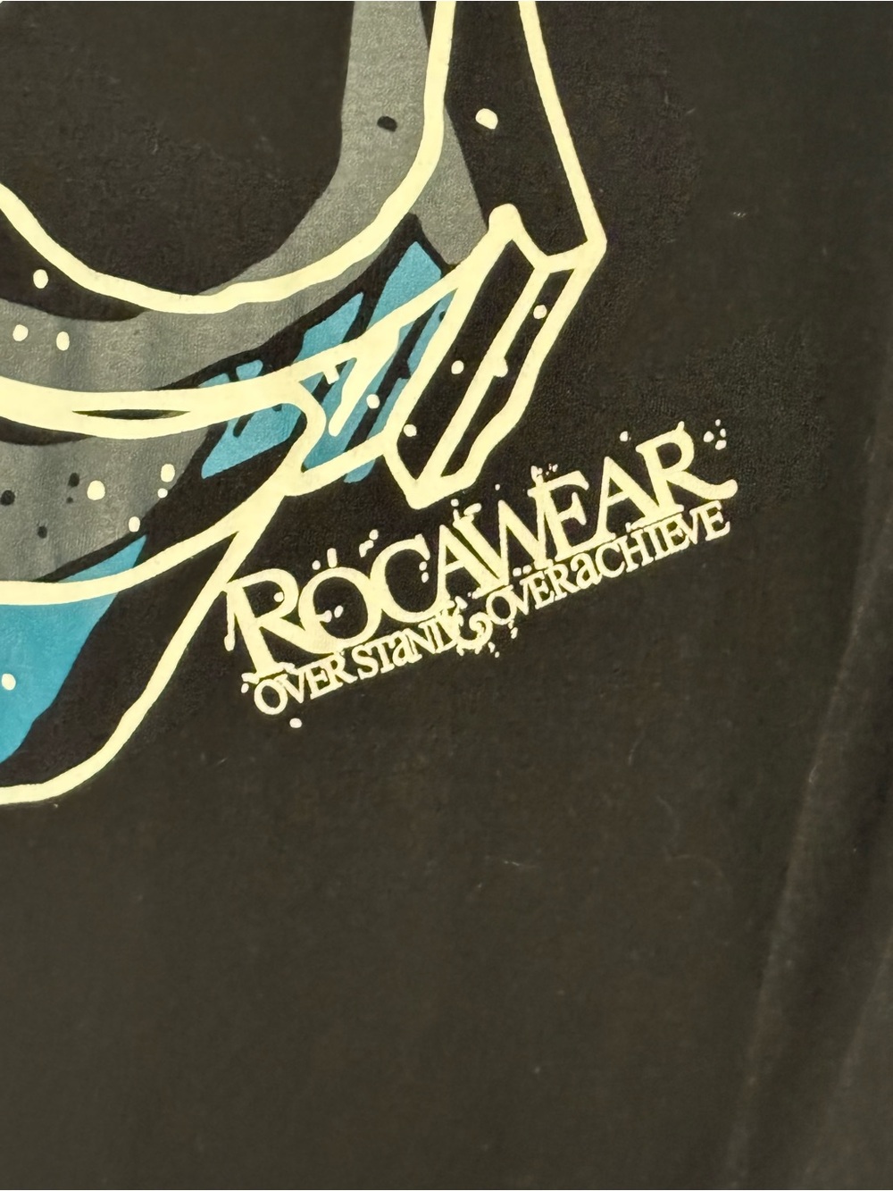 Vintage Y2K Rocawear Black Short-Sleeve Crew Neck Tee with Blue Graphic 4XL - Picture 3 of 6
